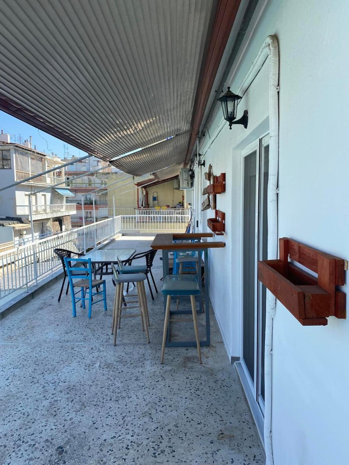 Apartment Spacious & Bright 2brm Thessaloniki